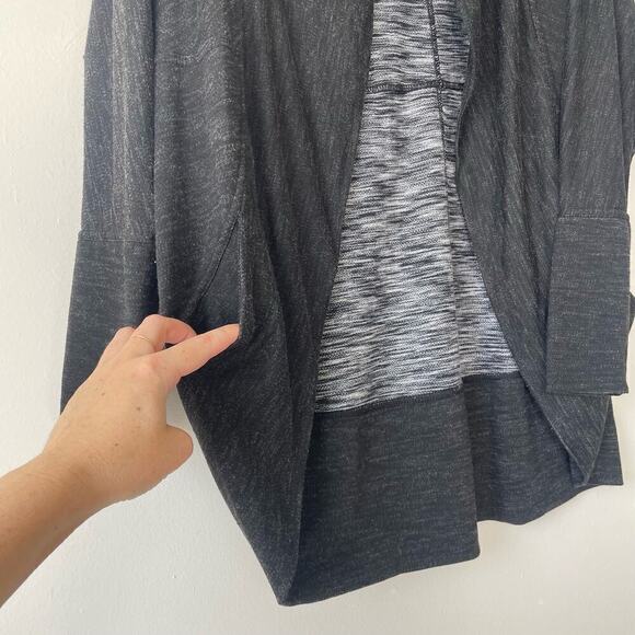 Max studio weekend gray cardigan shawl with pockets size small - Picture 4 of 6